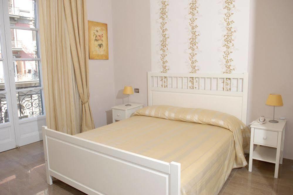 B&B Sanfelice Centro Storico Napoli Eksteriør billede